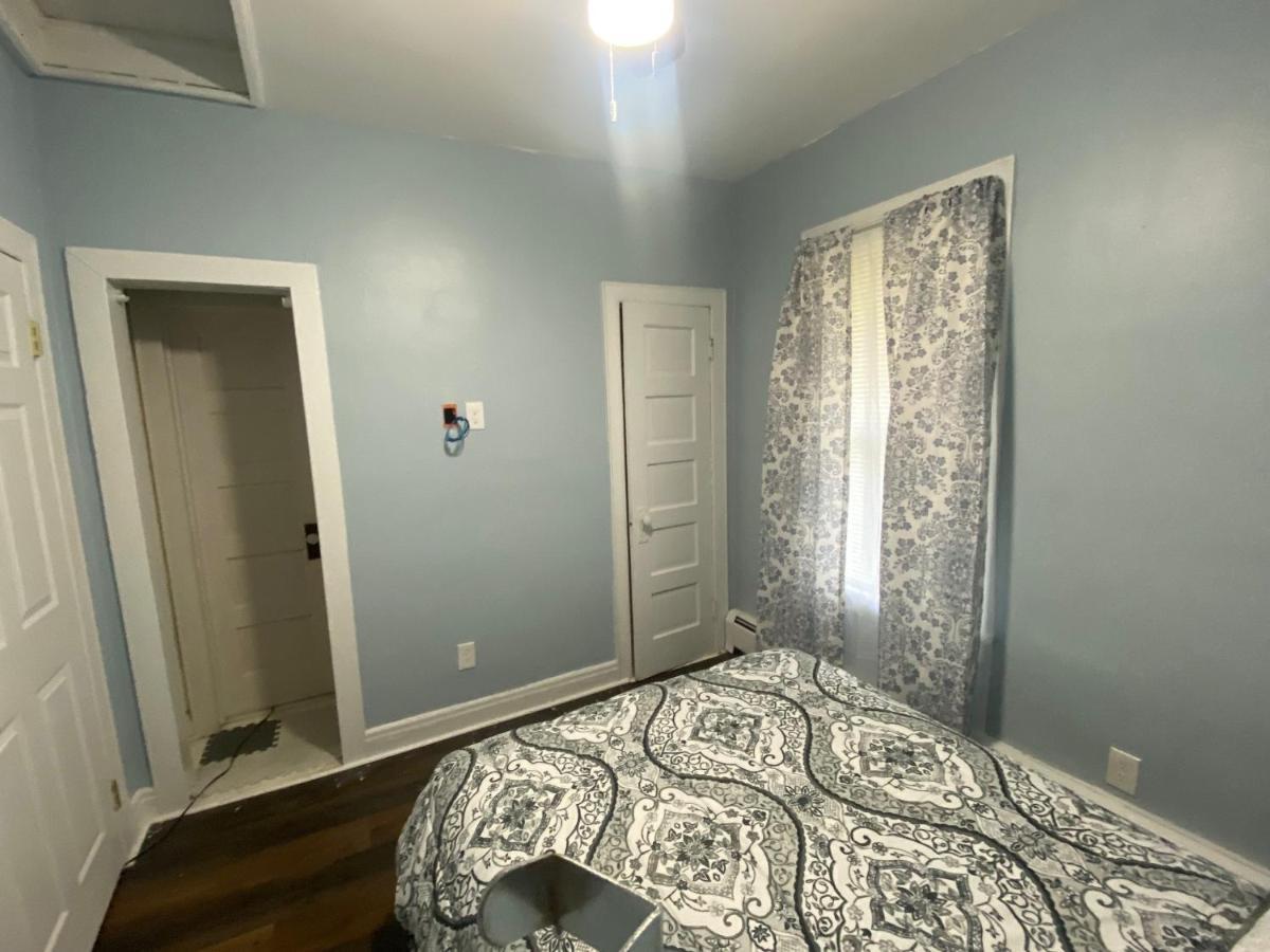 Lovely 2 Bedroom Cottage Just Off Orange Lake! 뉴버그 외부 사진